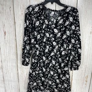 Old Navy Women Dress Medium Black Gray Balloon Sleeves Mini Floral V-Neck Flowy